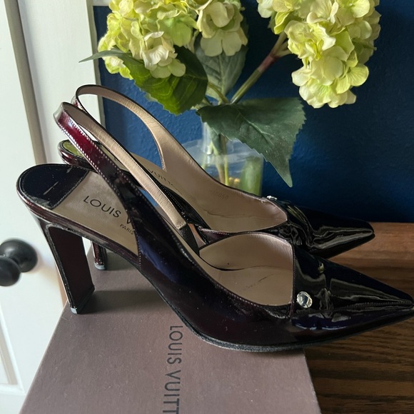 Vintage Patent Leather Louis Vuitton Slingbacks - Picture 6 of 11